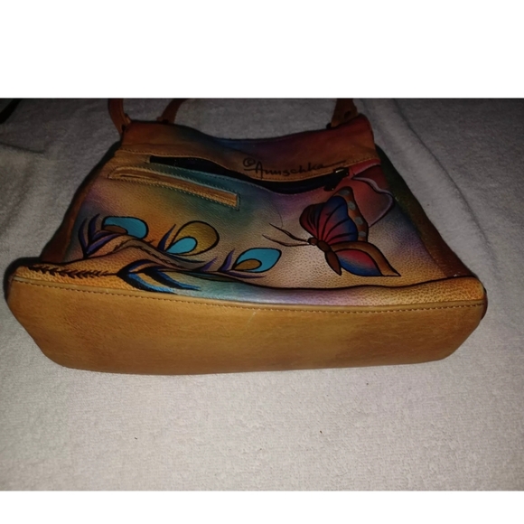 ANUSHKA HAND PAINTED BEAUTIFUL BAG W WALLET. - Picture 3 of 16